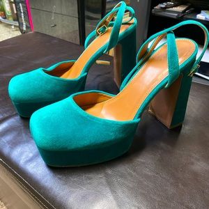 Green velvet platform high heels